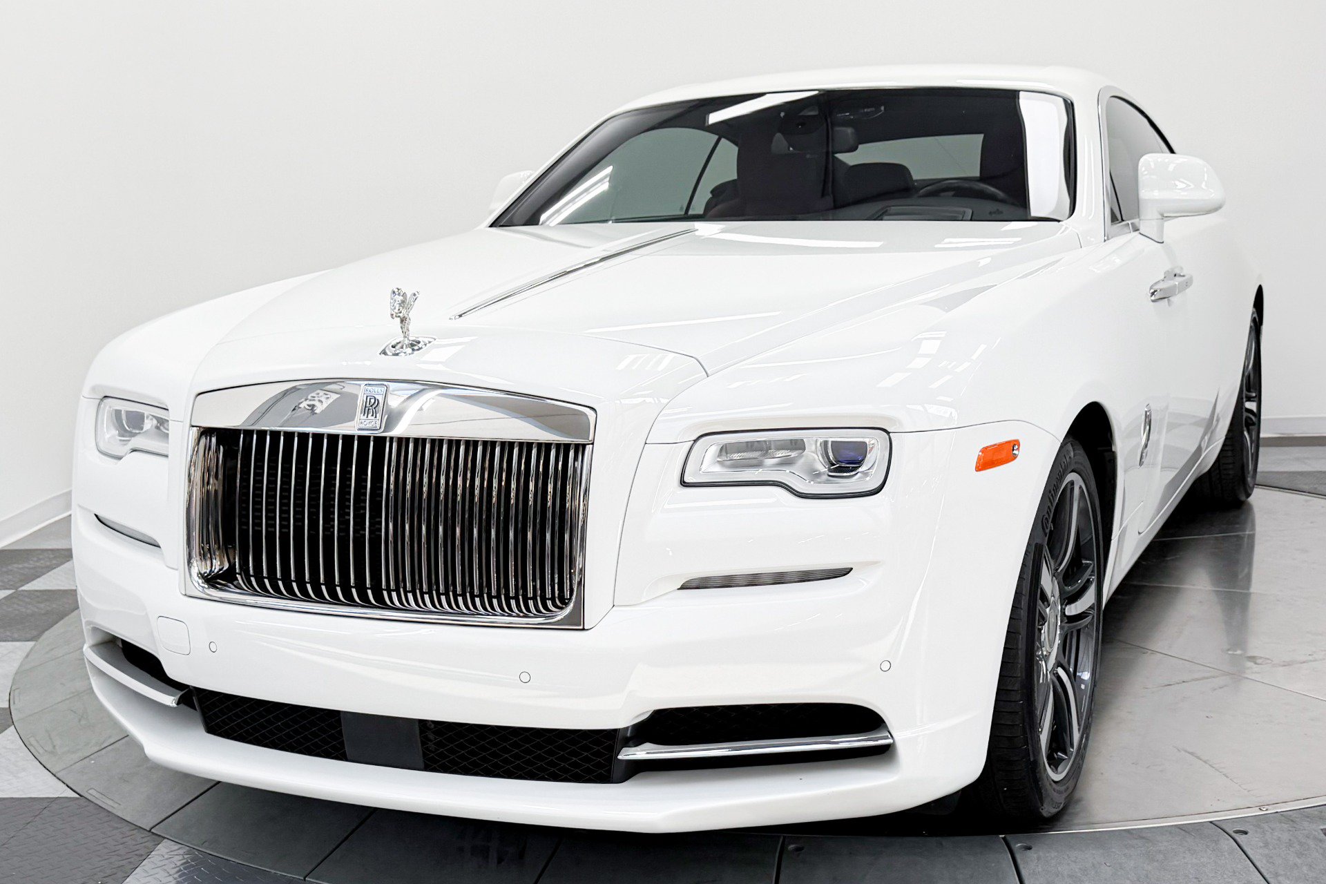 Used 2019 Rolls-Royce Wraith RWD image 5