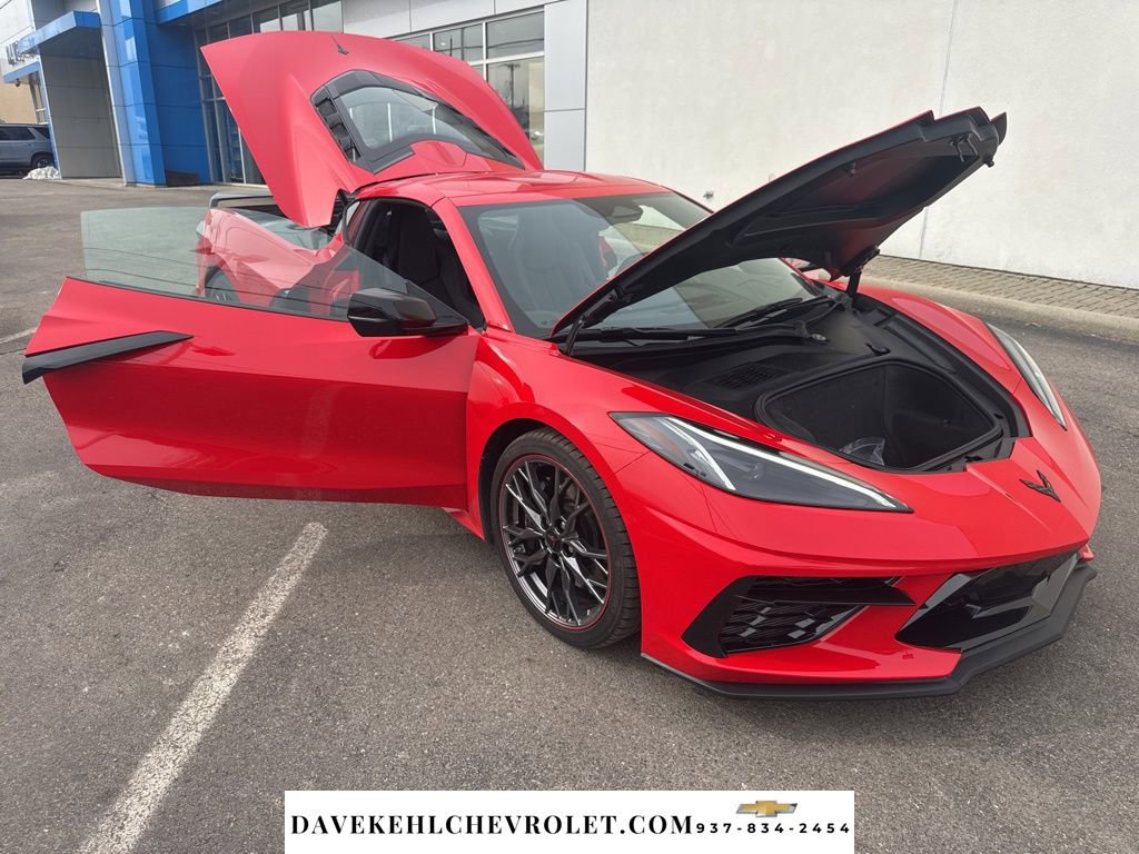 Used 2024 Chevrolet Corvette Stingray Coupe w/ Z51 Performance Package image 17