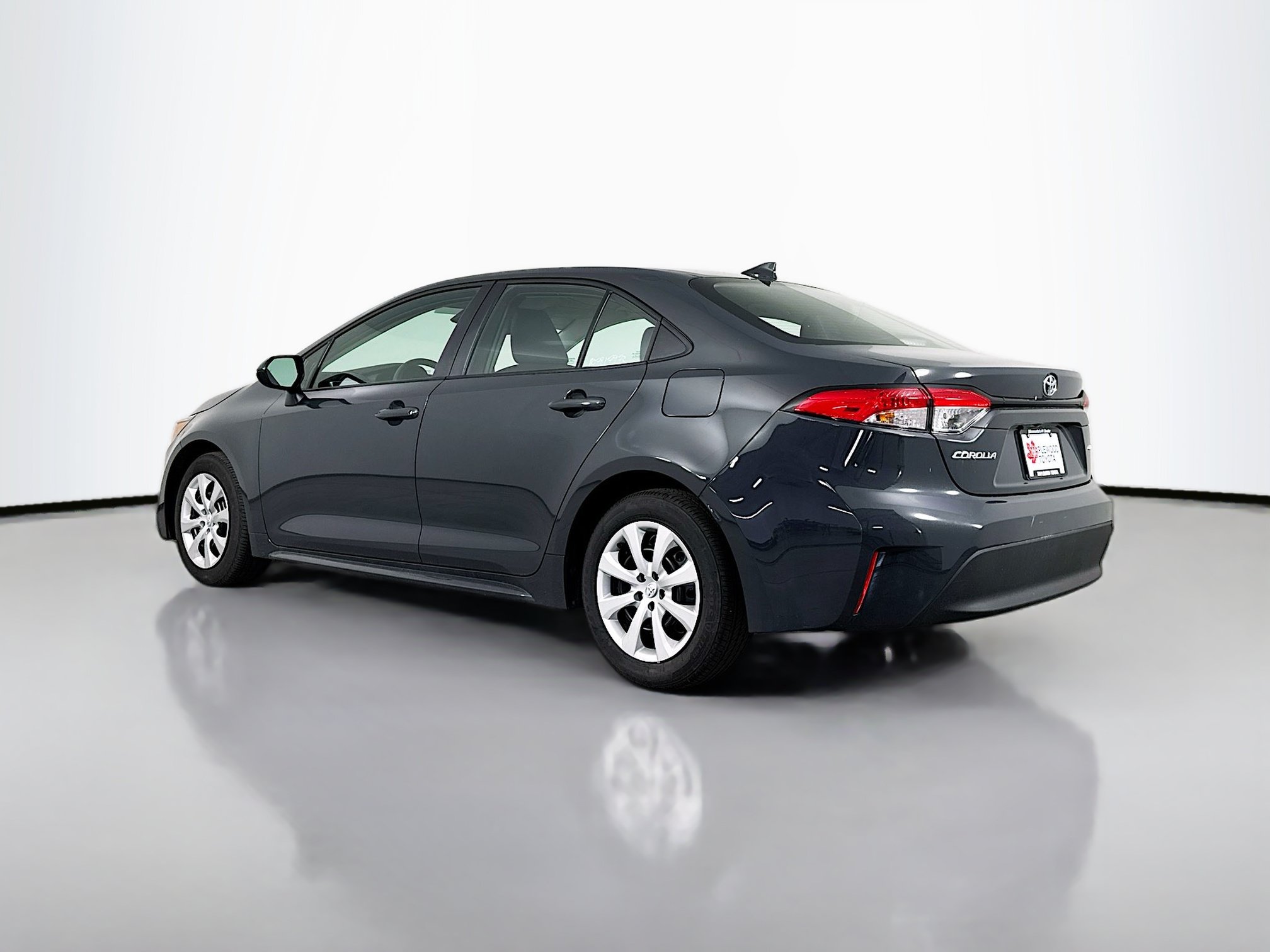 Certified 2026 Toyota Corolla LE FWD image 5