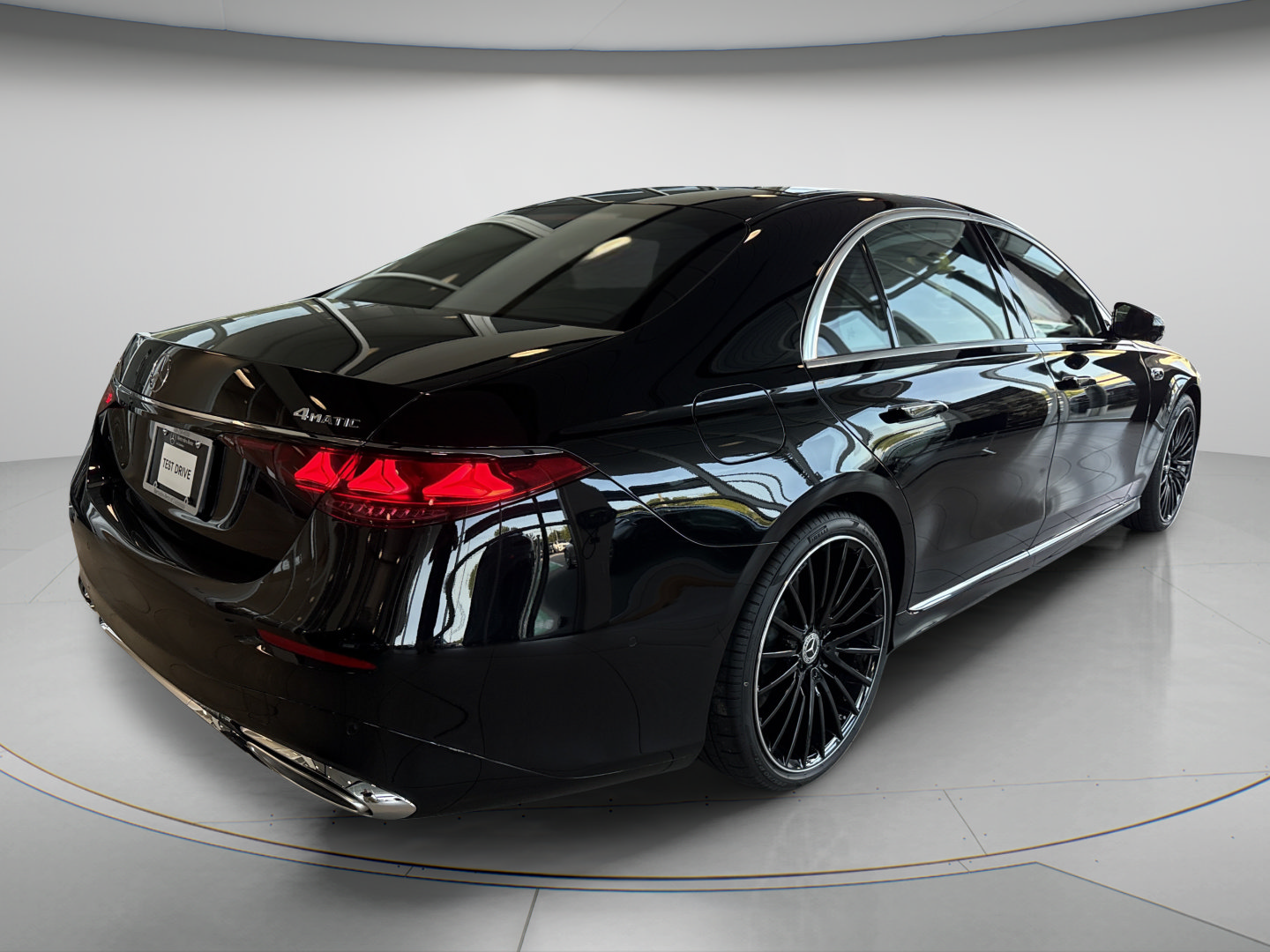 New 2027 Mercedes-Benz S 580 4MATIC Sedan image 5