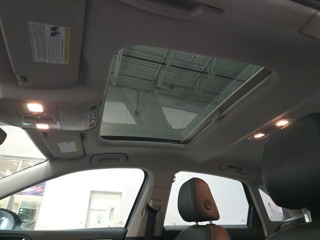 Used 2024 Volkswagen Jetta SE image 17