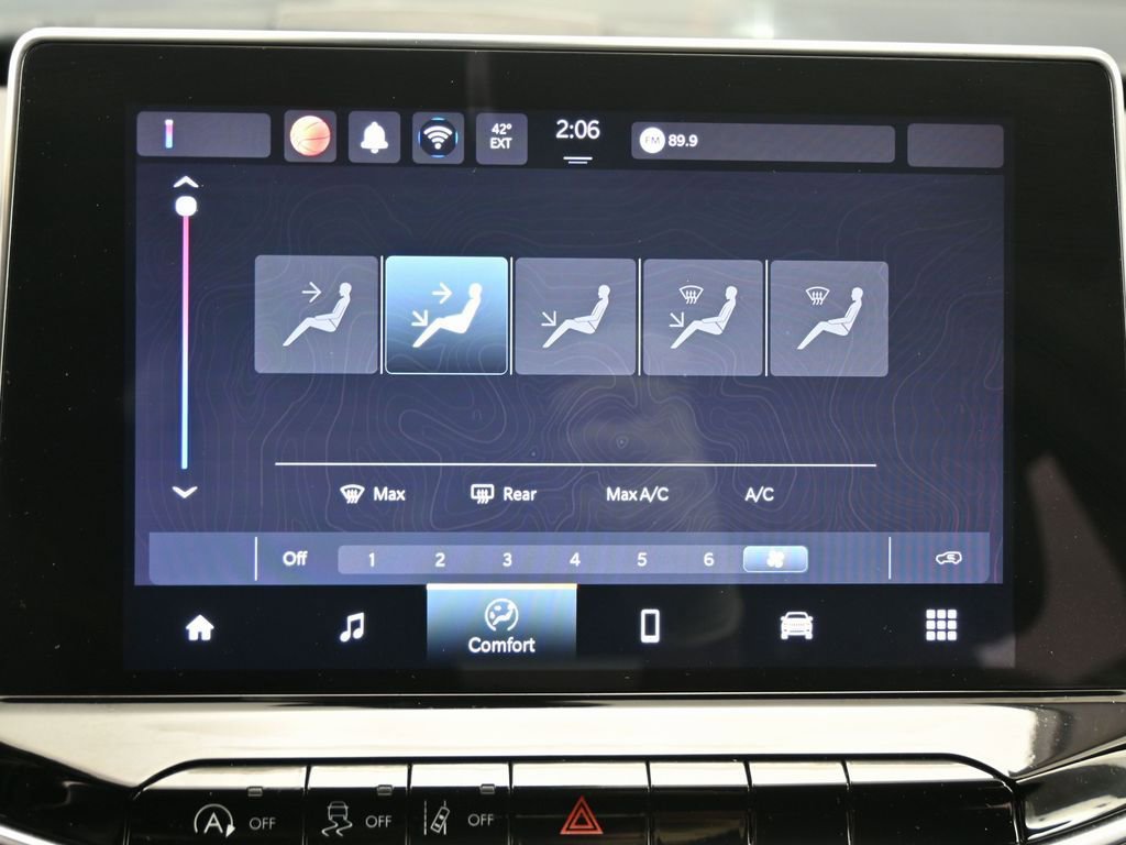 Used 2024 Jeep Compass Sport image 23