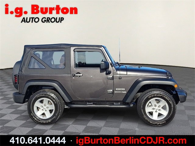 Used 2018 Jeep Wrangler Sport image 7