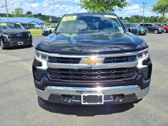 Used 2023 Chevrolet Silverado 1500 LT w/ LPO, Liner Protection Package AWD/4WD image 2