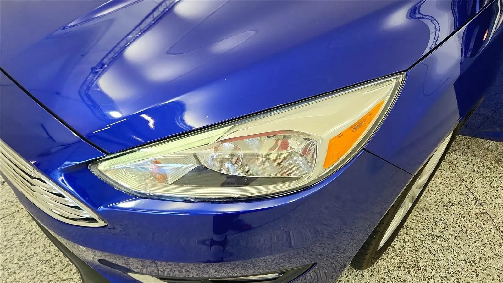 Used 2015 Ford Focus Titanium FWD image 14
