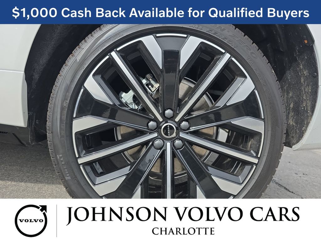 New 2026 Volvo XC60 T8 Ultra w/ Protection Package Premier image 36