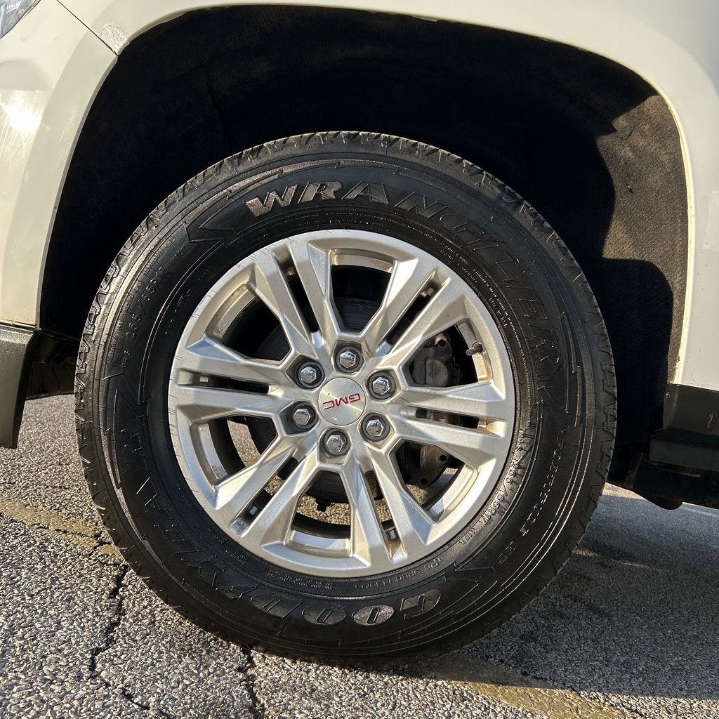 Used 2020 GMC Canyon SLE w/ SLE Convenience Package image 10