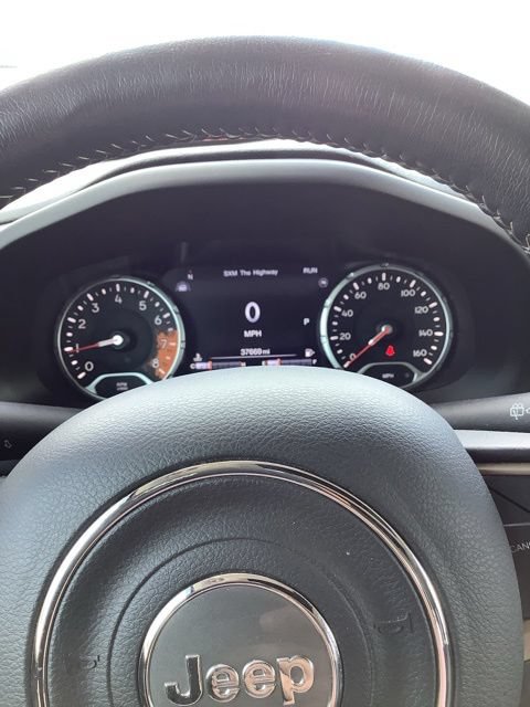 Certified 2017 Jeep Renegade Limited AWD/4WD image 10