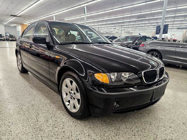 Used 2002 BMW 325i Sedan image 4