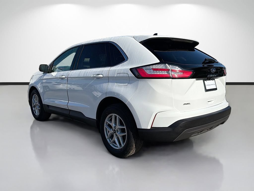 Used 2022 Ford Edge SEL AWD/4WD image 5