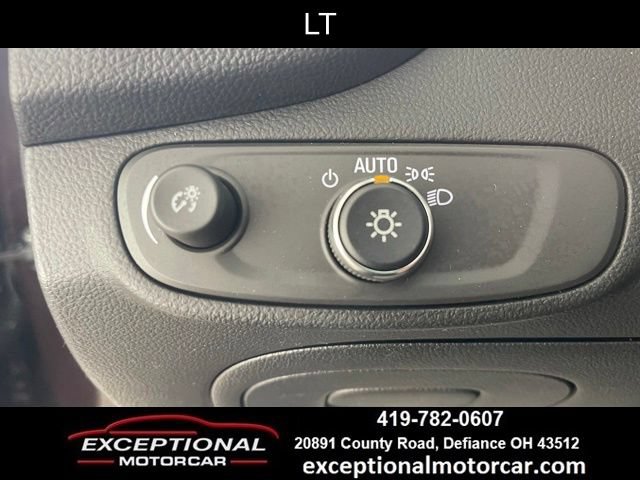 Used 2022 Chevrolet Trax LT w/ Driver Confidence Package AWD/4WD image 36