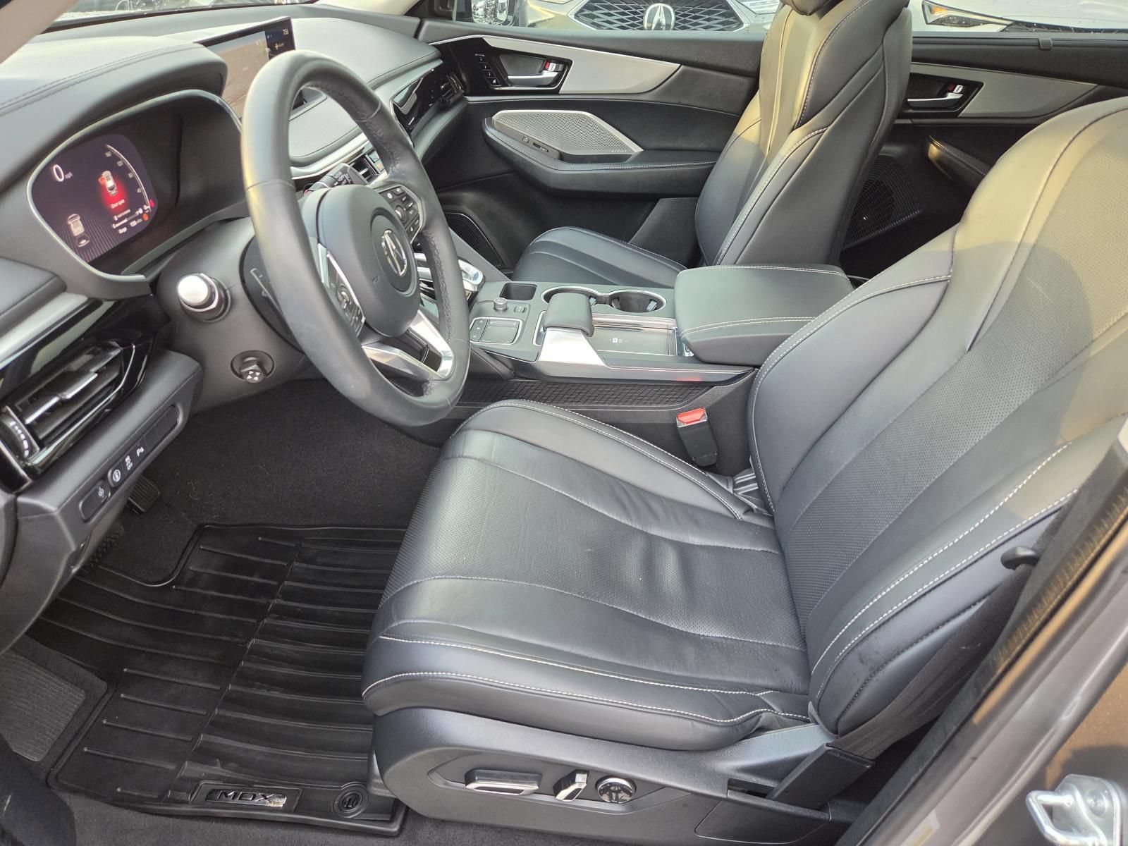 Used 2024 Acura MDX w/ Technology Package FWD image 17
