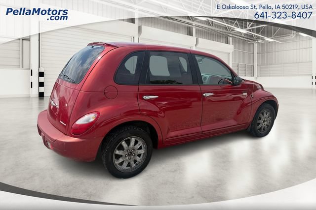 Used 2007 Chrysler PT Cruiser Touring FWD image 3