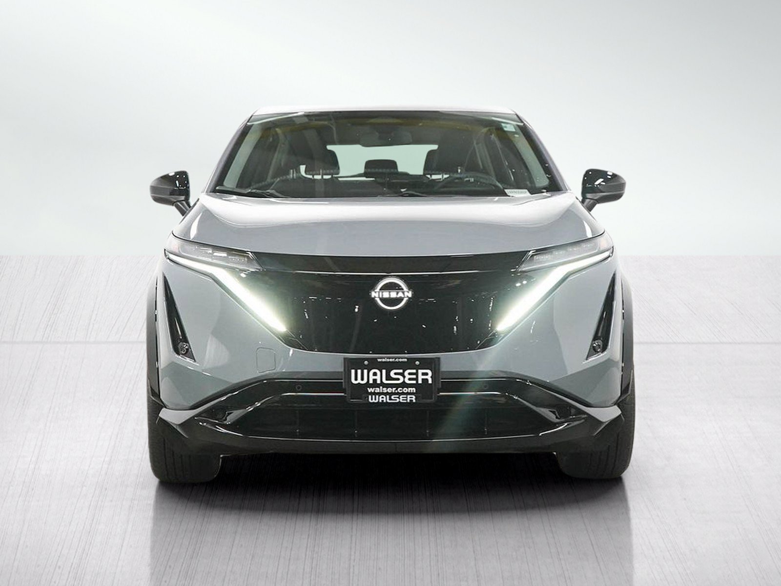 Used 2024 Nissan Ariya AWD image 9