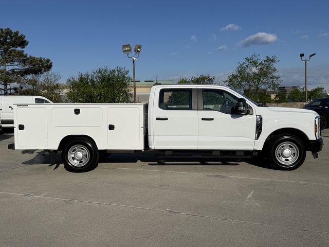 Used 2024 Ford F350 XL RWD image 4
