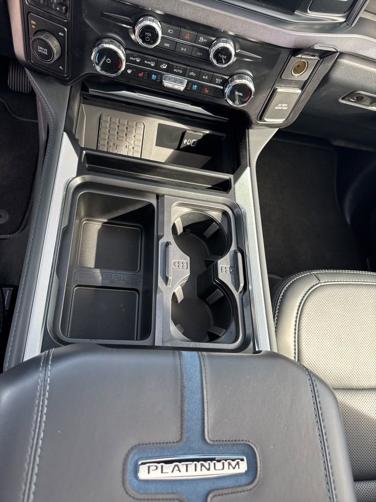 Used 2026 Ford F450 Platinum image 32