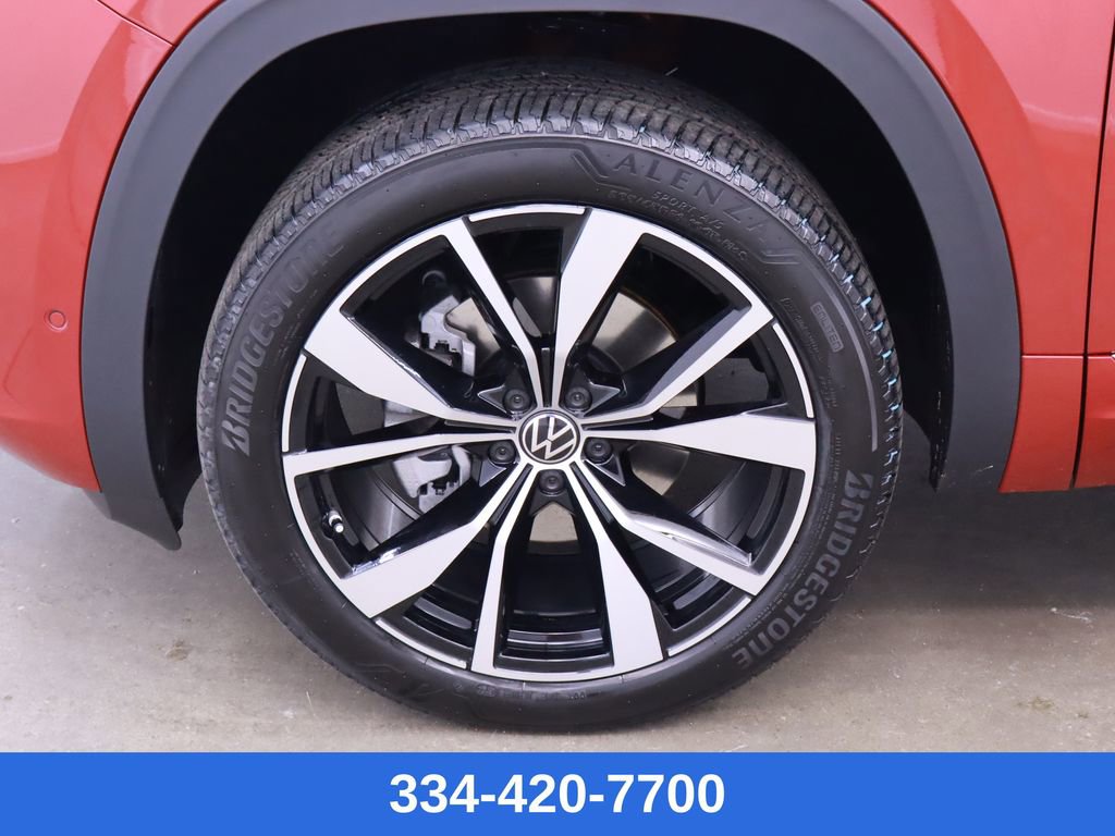 New 2025 Volkswagen Atlas Cross Sport SEL Premium R-Line image 29