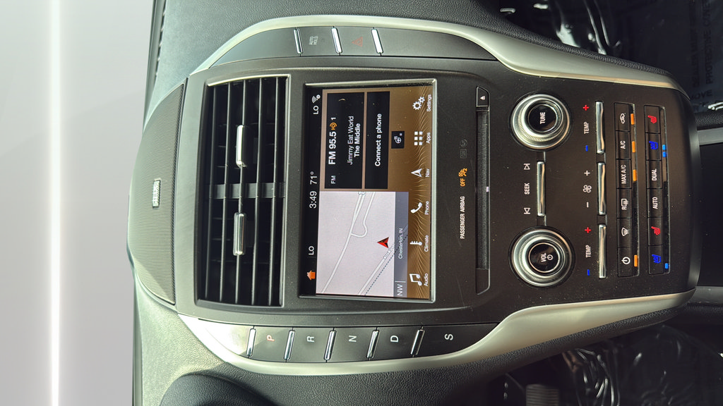 Used 2019 Lincoln MKC Reserve w/ MKC Climate Package AWD/4WD image 19