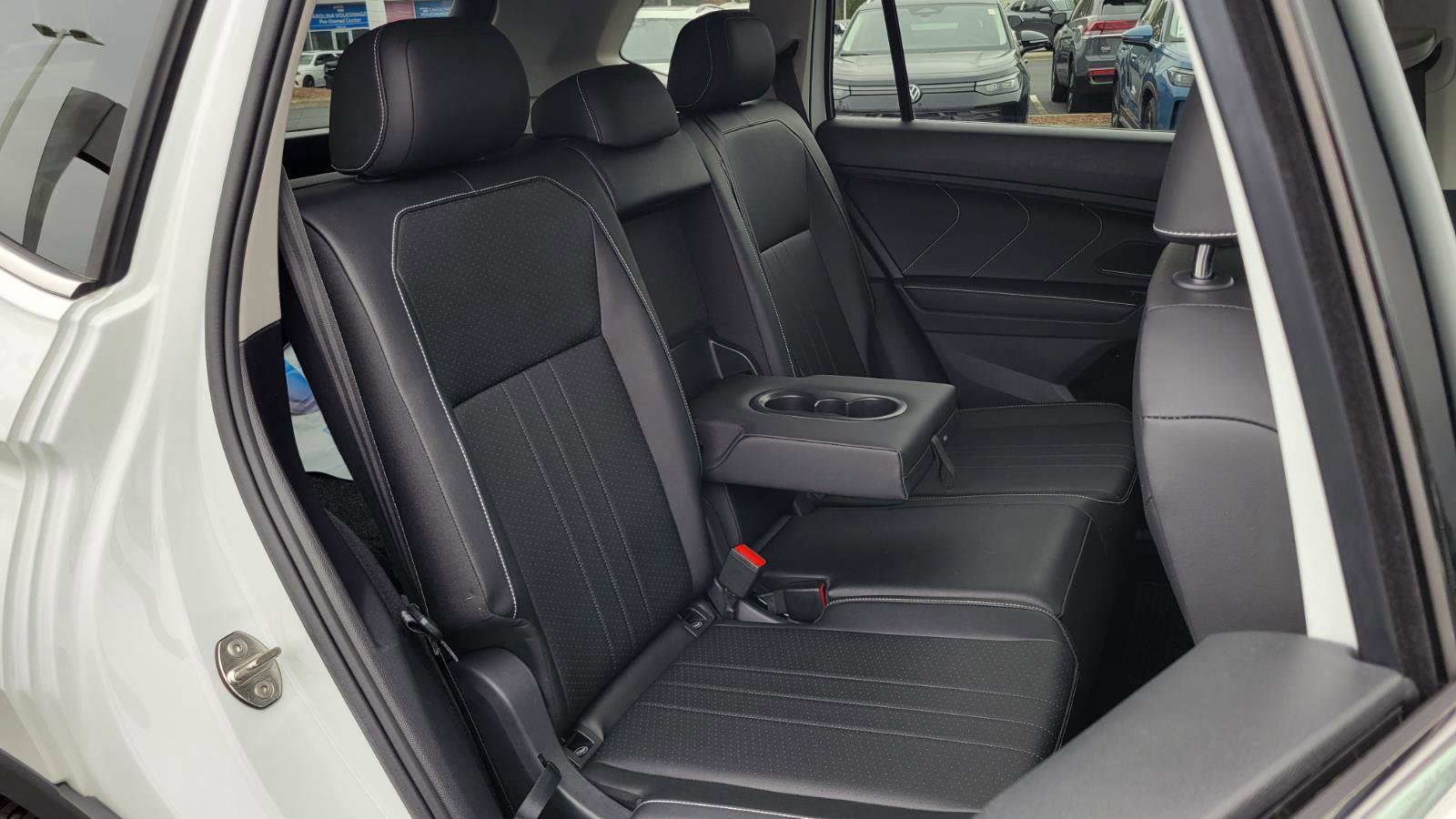 Certified 2023 Volkswagen Tiguan SE w/ Panoramic Sunroof Package image 43