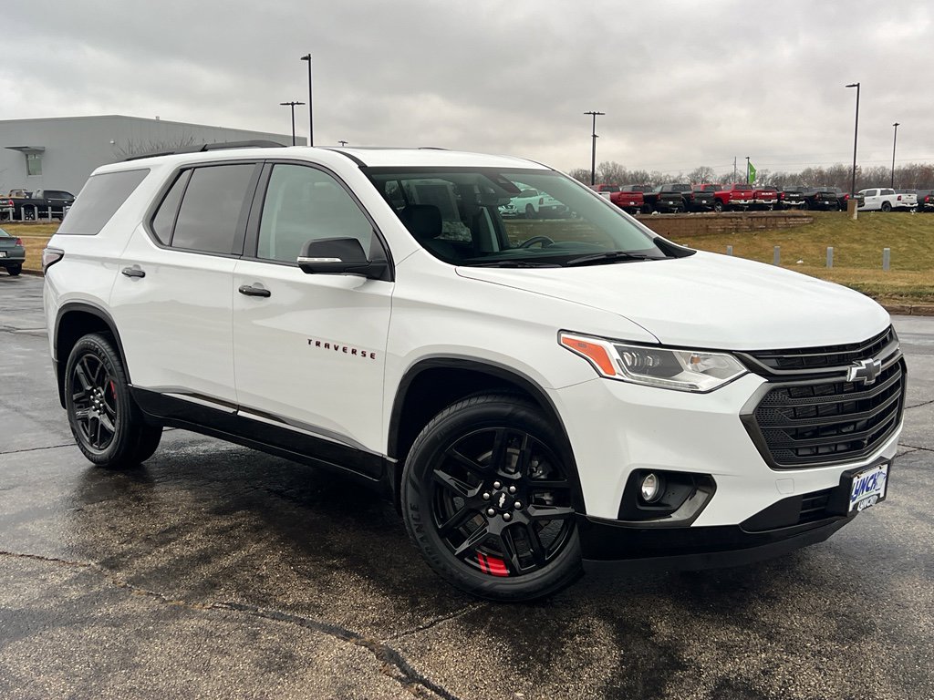 Used 2021 Chevrolet Traverse Premier w/ Redline Edition image 5