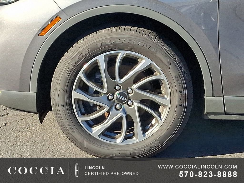 Certified 2022 Lincoln Corsair AWD w/ Equipment Group 101A image 8