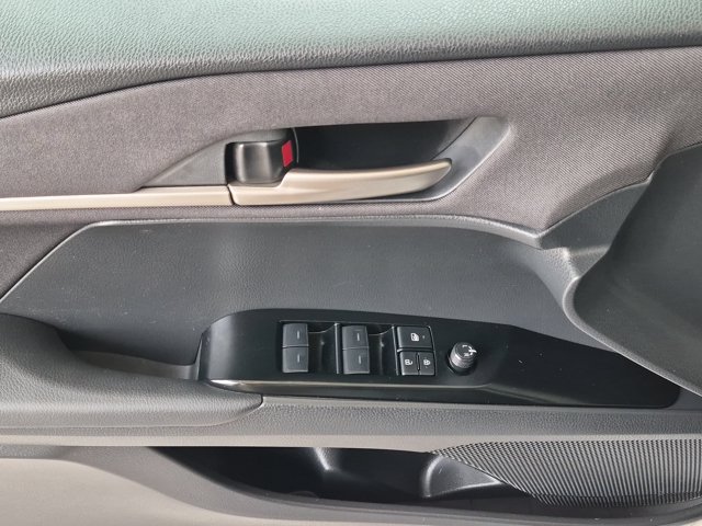 Used 2025 Toyota Camry LE FWD image 18