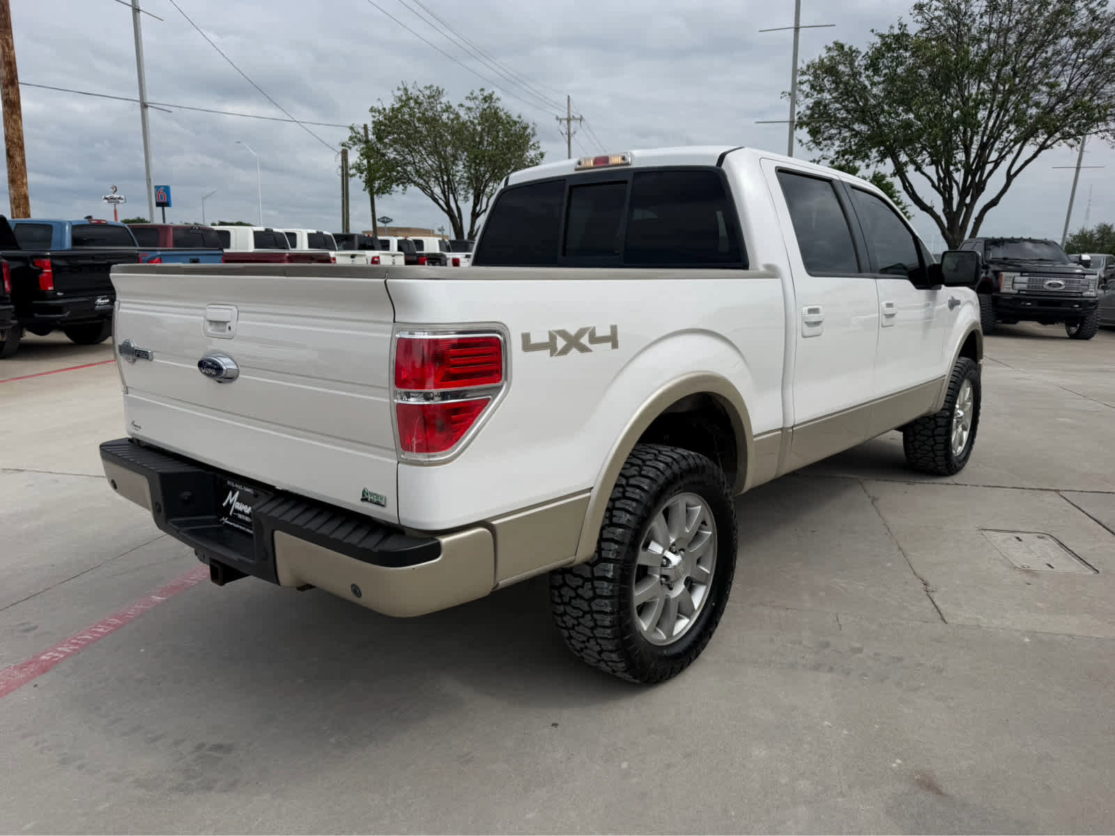 Used 2010 Ford F150 King Ranch AWD/4WD image 3