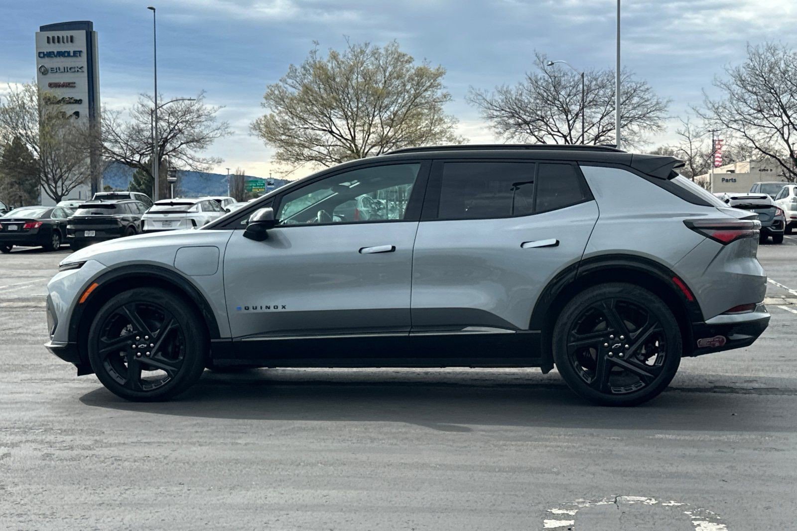 Certified 2024 Chevrolet Equinox EV RS image 7