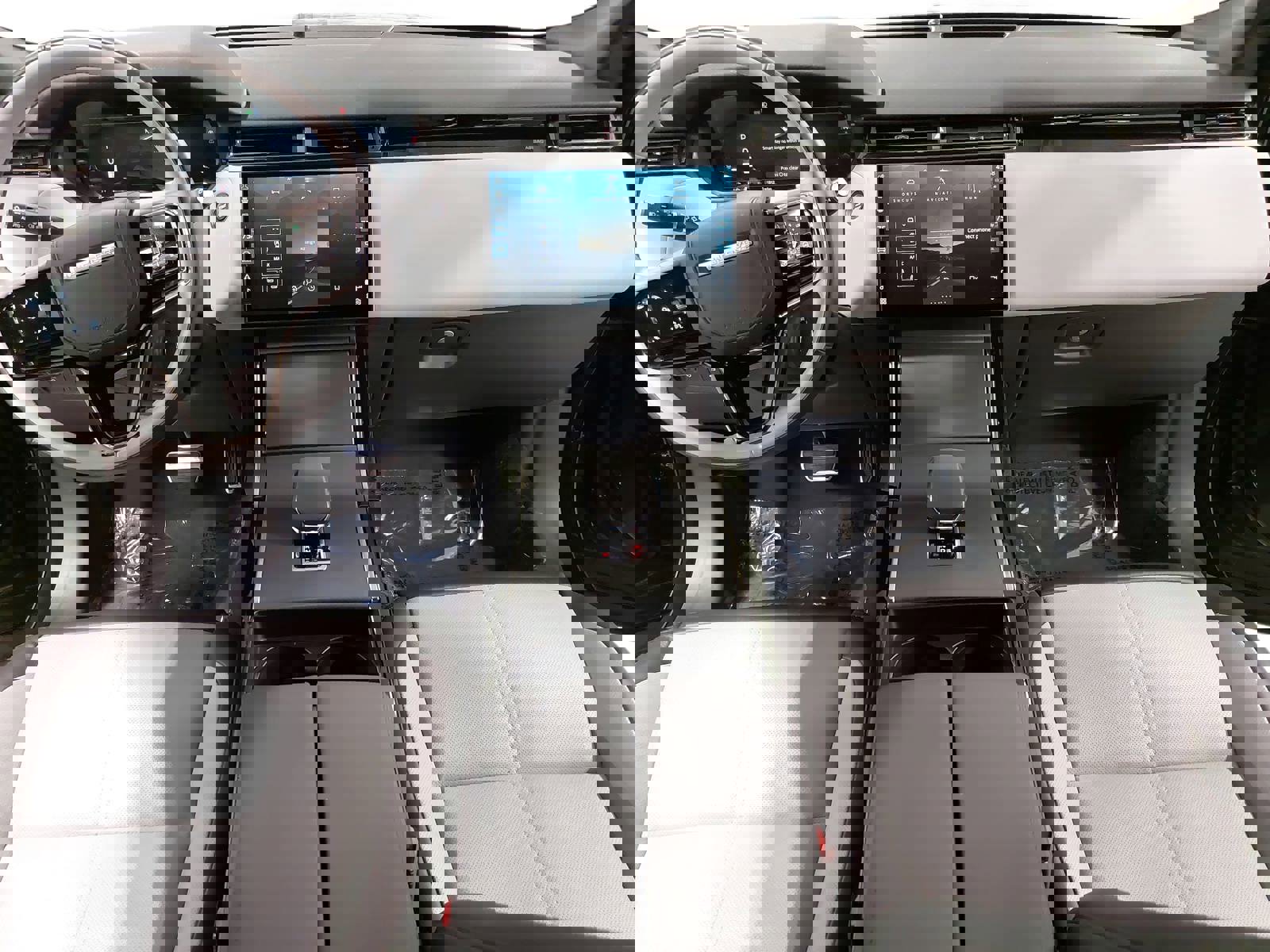 Used 2024 Land Rover Range Rover Velar Dynamic SE image 9