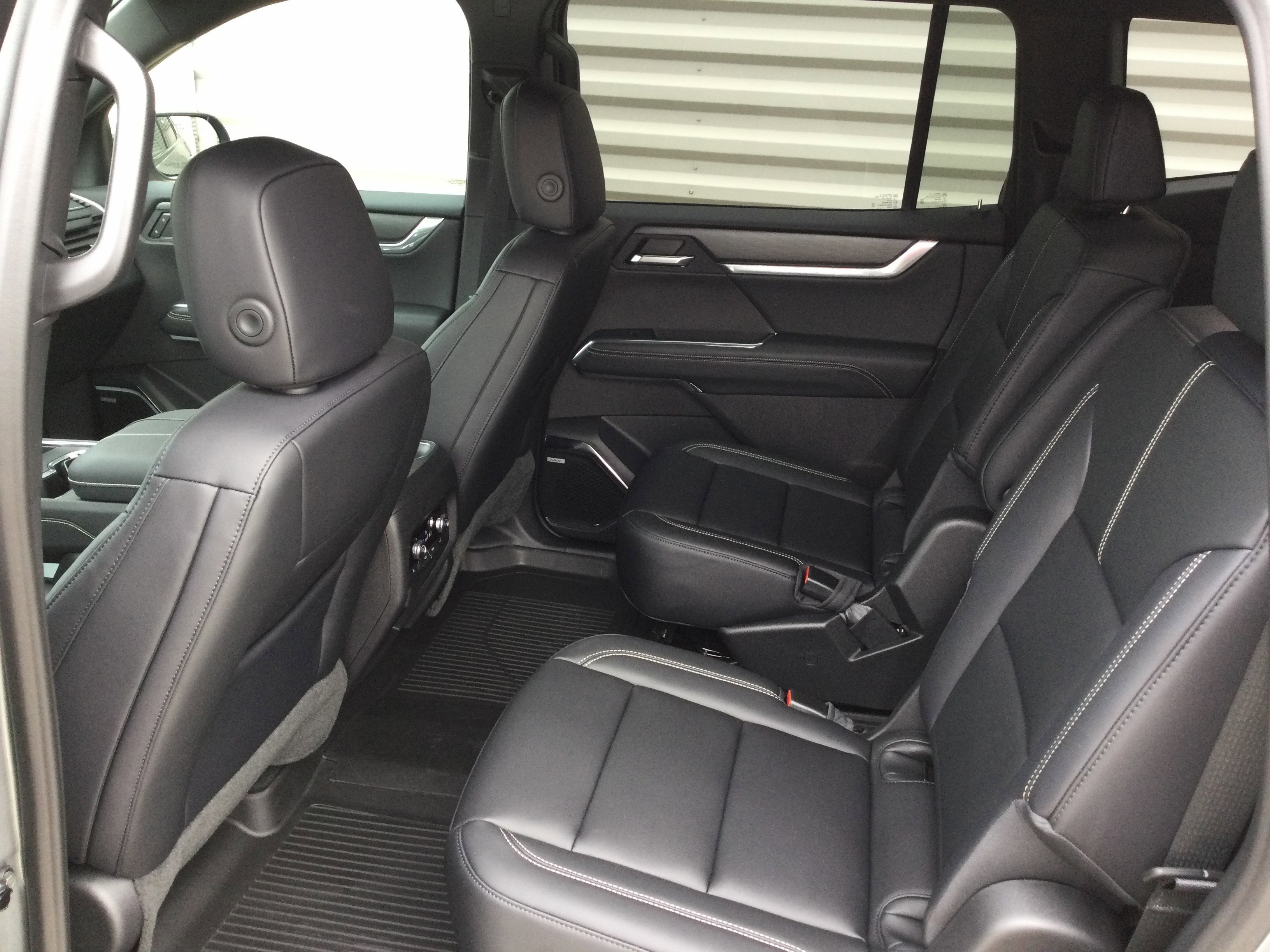 New 2026 GMC Acadia Elevation w/ Black Edition image 6