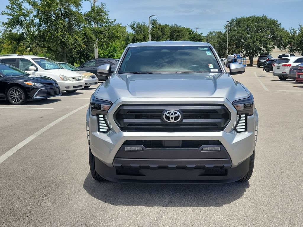 Certified 2025 Toyota Tacoma SR5 RWD image 2