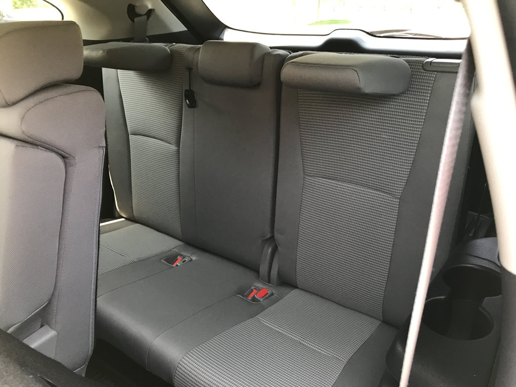 Used 2023 Toyota Highlander LE FWD image 25
