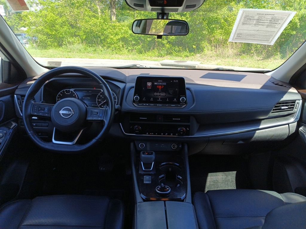 Used 2023 Nissan Rogue SV w/ SV Premium B Package AWD/4WD image 7