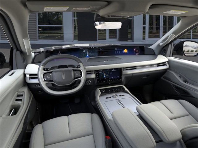 New 2025 Lincoln Navigator Reserve image 9
