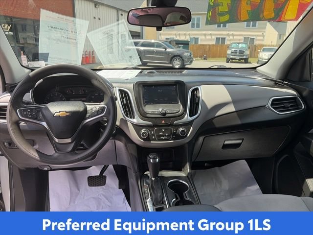Used 2021 Chevrolet Equinox LS w/ LS Convenience Package AWD/4WD image 12