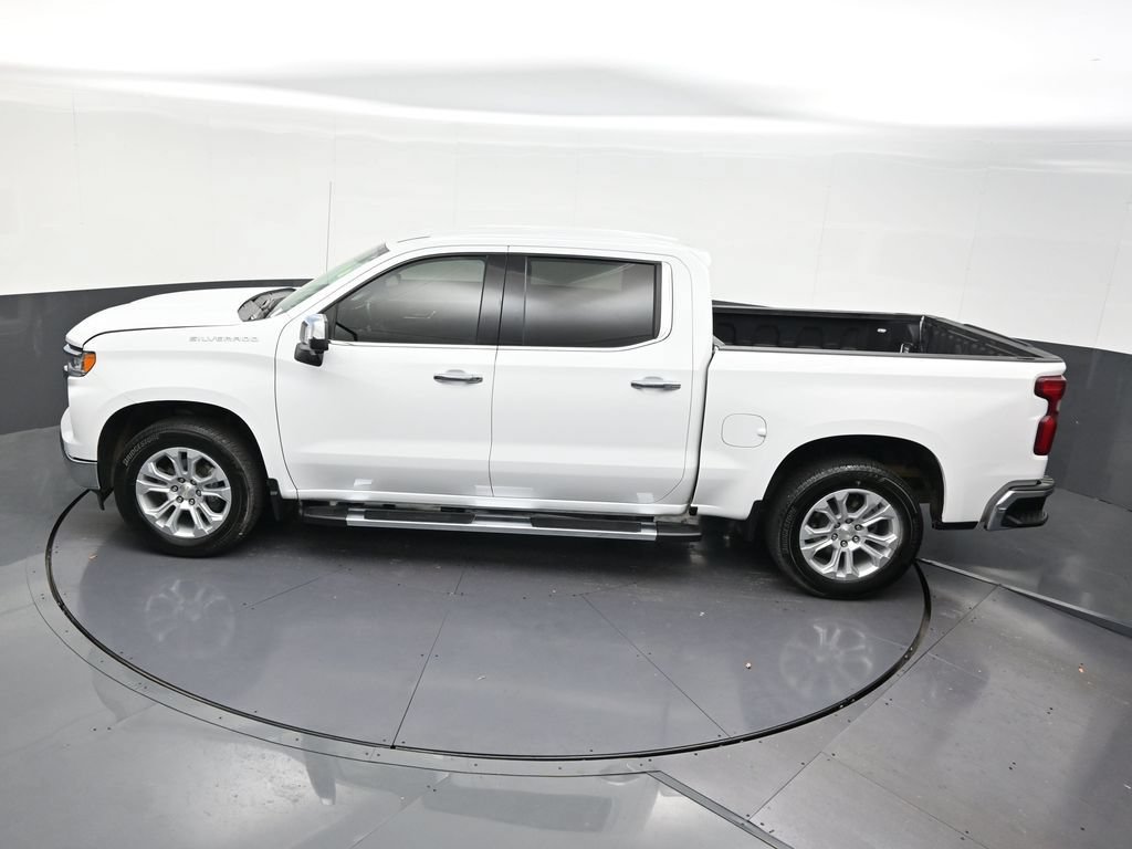 Used 2025 Chevrolet Silverado 1500 LTZ RWD image 17