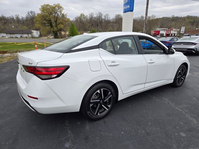 Used 2024 Nissan Sentra SV FWD image 7