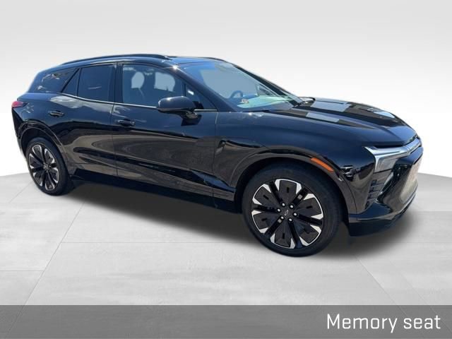 Used 2025 Chevrolet Blazer EV RS AWD/4WD image 16