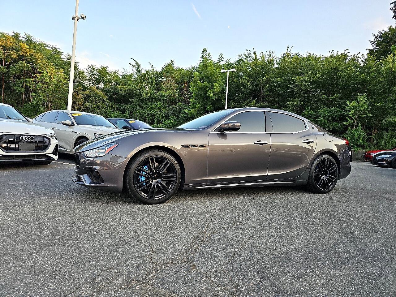 Used 2022 Maserati Ghibli Modena image 5