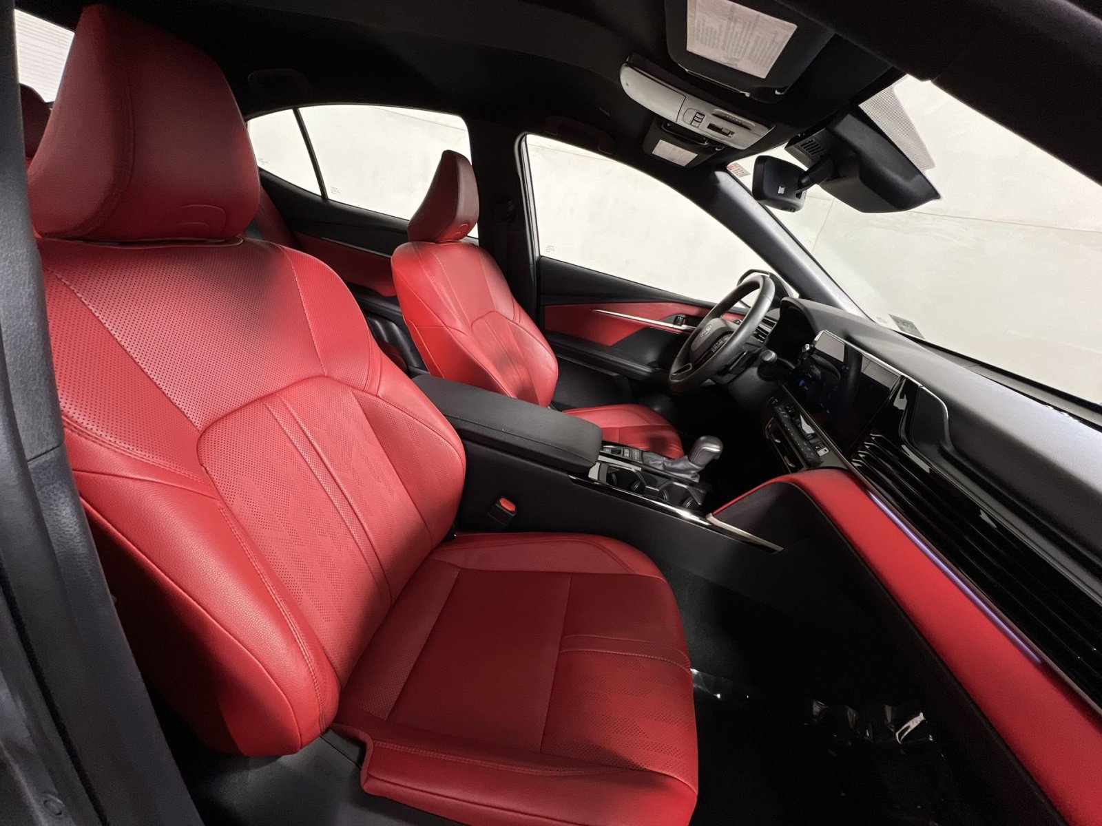 Used 2025 Toyota Camry XSE image 25