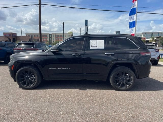 Used 2022 Jeep Grand Cherokee Overland RWD image 5