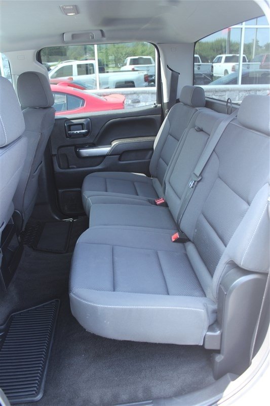 Used 2018 Chevrolet Silverado 1500 LT w/ Max Trailering Package AWD/4WD image 19