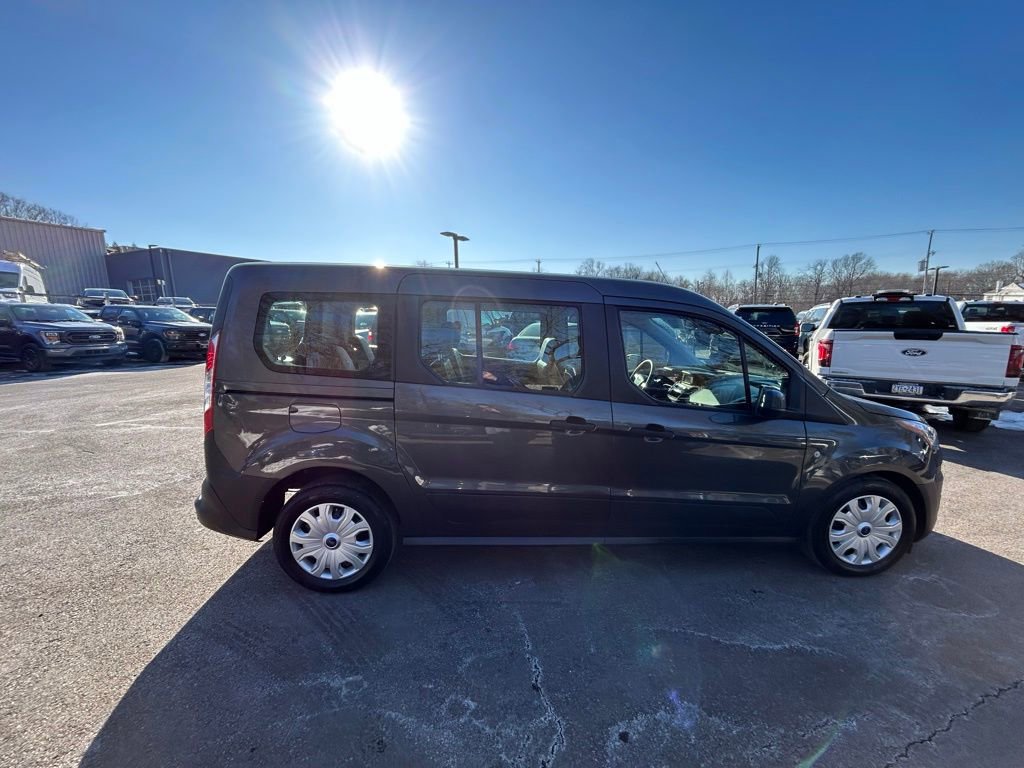 Certified 2023 Ford Transit Connect XL image 4