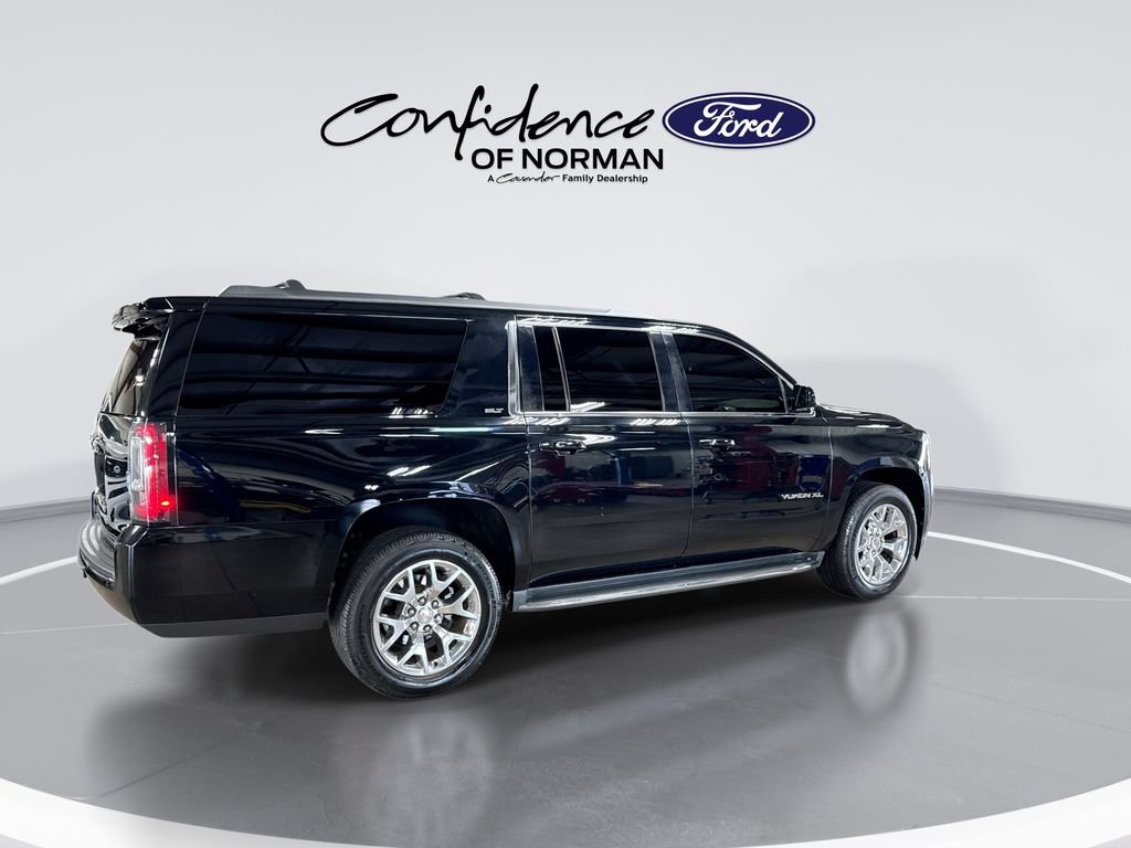 Used 2016 GMC Yukon XL SLT w/ Open Road Package AWD/4WD image 9
