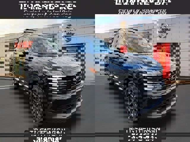 New 2026 Nissan Kicks SR w/ SR Premium Package