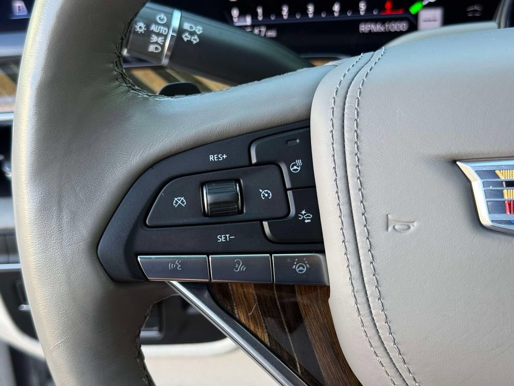Used 2023 Cadillac Escalade Sport Platinum AWD/4WD image 36