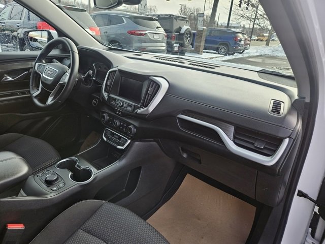 Used 2022 GMC Terrain SLE w/ Driver Convenience Package image 12