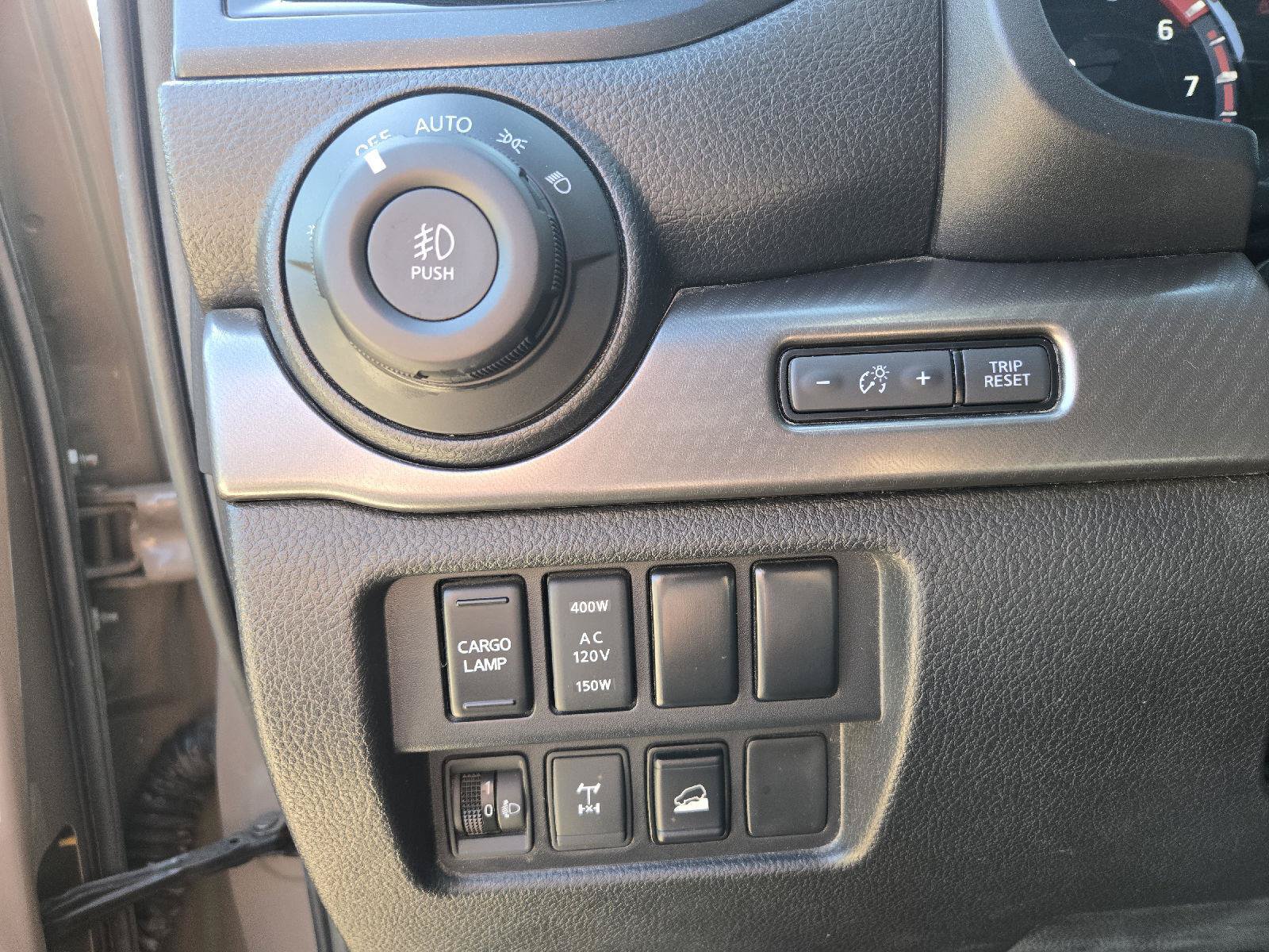 Used 2020 Nissan Titan PRO-4X w/ Pro-4x Utility Package AWD/4WD image 15