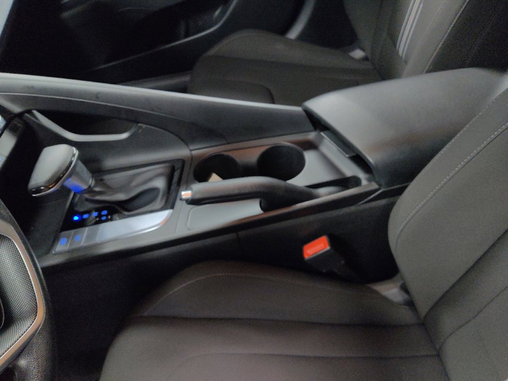 Used 2024 Hyundai Elantra SEL FWD image 26