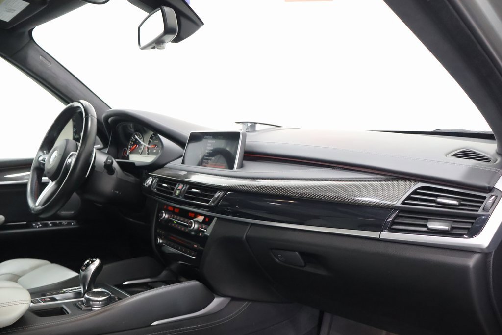 Used 2016 BMW X5 M image 23